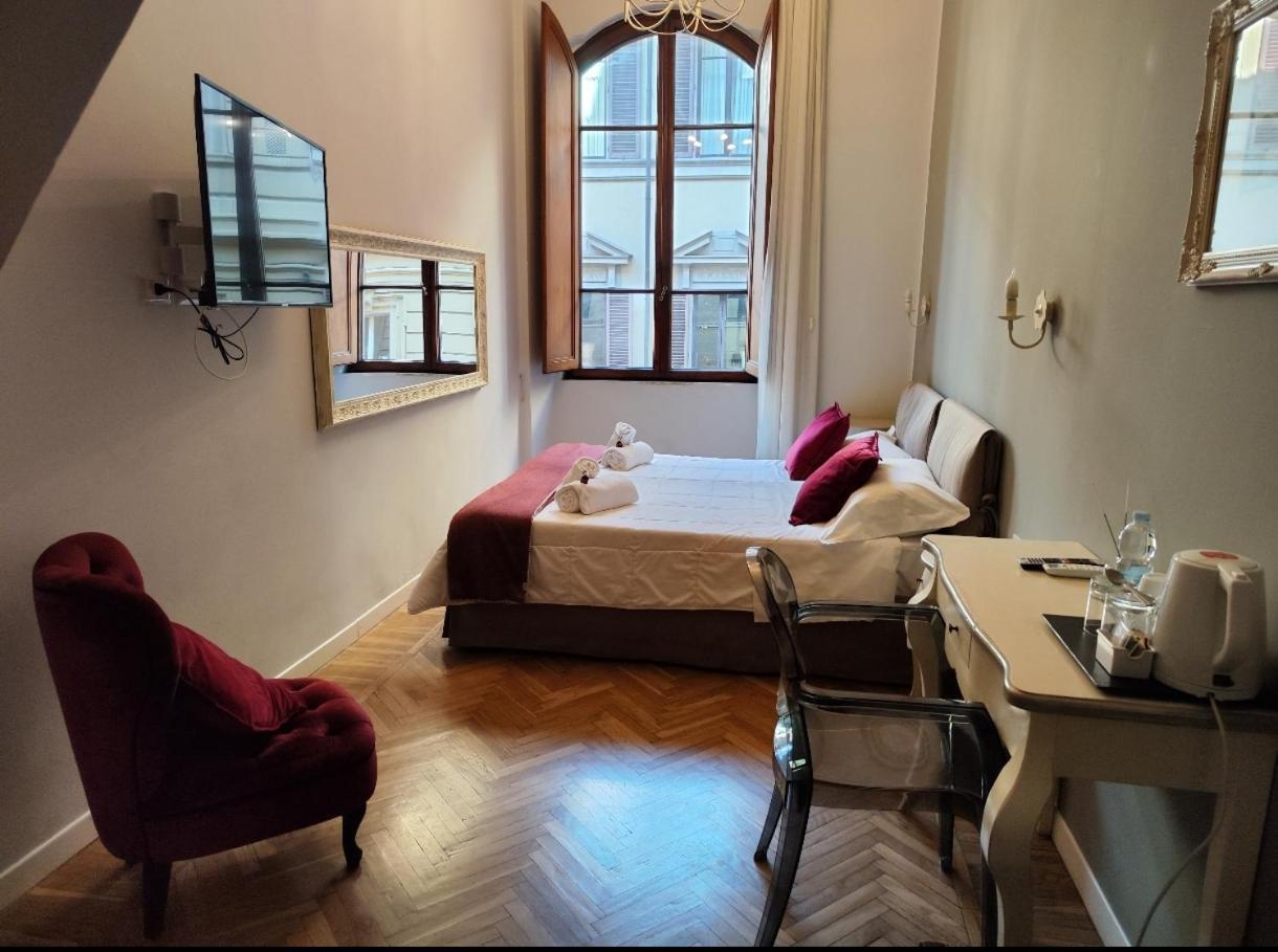 B&B Dimora Sassetti 6 ฟลอเรนซ์ ภายนอก รูปภาพ